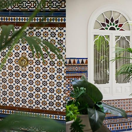 Апартаменты Santa Paula Pool & Luxury Севилья Экстерьер фото